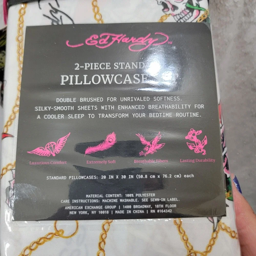 Ed Hardy 2 Piece Standard Pillowcase Set Tattoo Tiger Skull Gold Chain White NEW